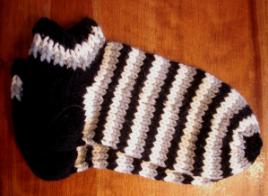 Bussey, Mary. A pair of striped vamps knitted by Mary Bussey, St. Lunaire-Griquet