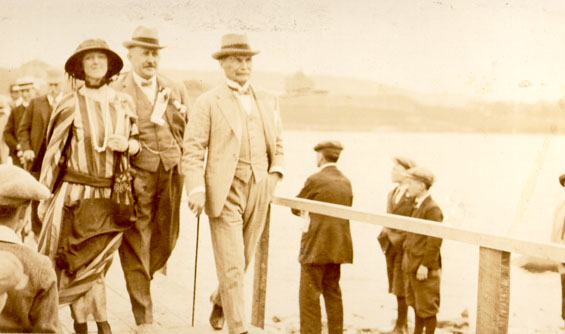 Lady Allardyce, Hon. W.J. Higgins and Governor Allardyce at the Regatta during Sir Douglas Haig's visit