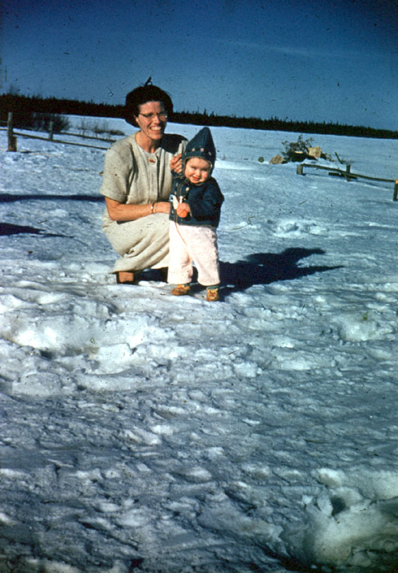 Barbara Mundy Groves and her daughter Marjorie, at North West River, Labrador