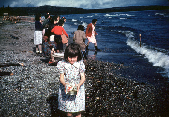 Children at the bight in North West River, Labrador