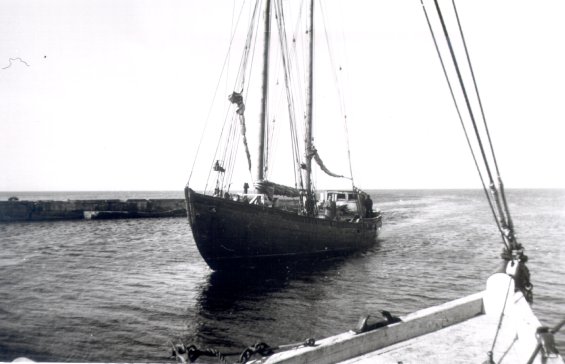 An unidentified sailing ship