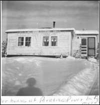 Maison de Gordon et Evelyn Lethbridge, à Paradise River (Labrador), avant le déménagement jusqu'à Cartwright
