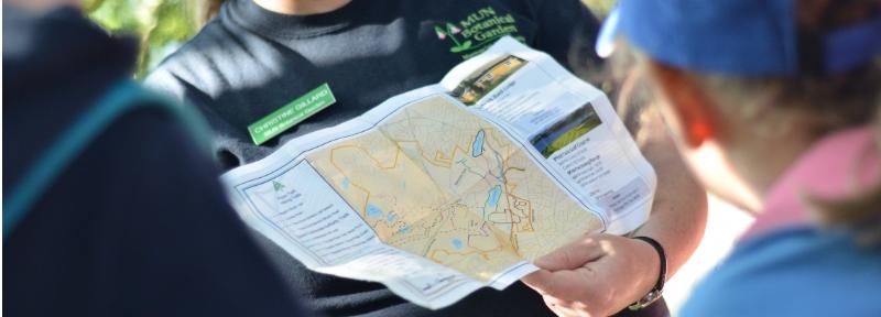 kids checking out pippy park map