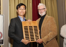 Kazuhito Mizutani presented Environmental Geoscience Award