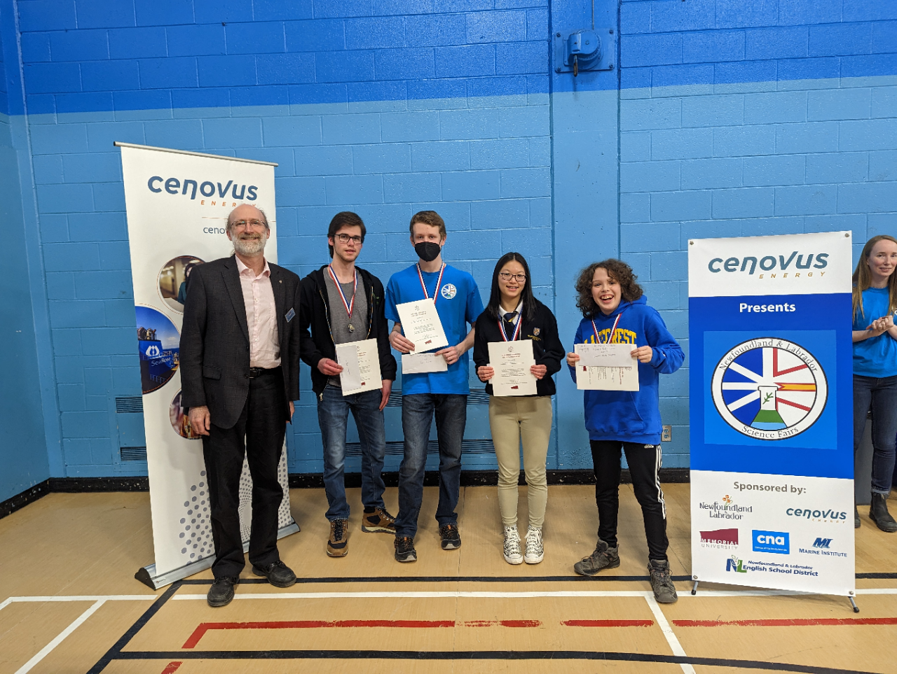 From left with Dr. Dennis Peters are Matthew Pilgrim, Ryan Cullen, Sophia Zhang and Benjamin Thomas Gillingham.