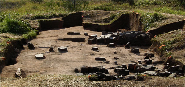 A view of a 19th century Métis sod-walled dwelling at North River after excavation.