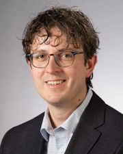 Dr. Peter MacPherson