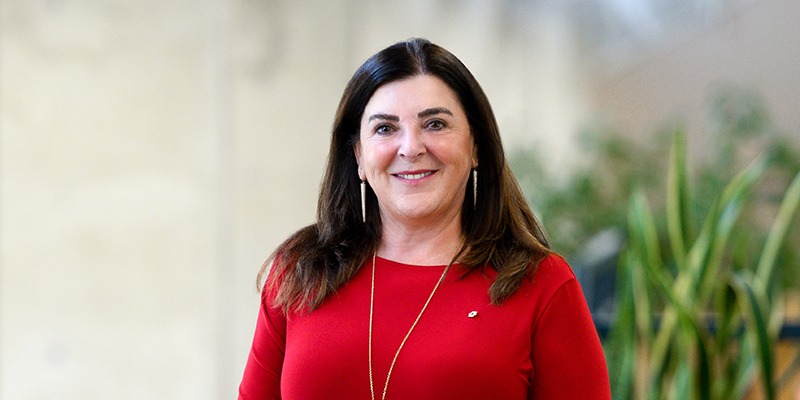Dr. Vianne Timmons, O.C.