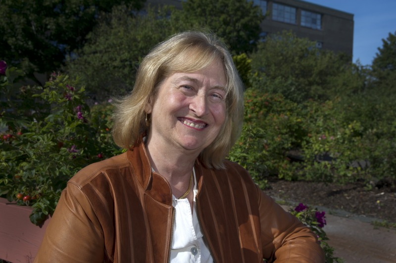 Dr. Carole Peterson